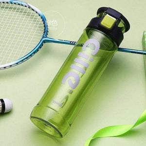 CILLE - NEW STYLE - Athletic Sports Water Bottle PBA-free Plastic - 730ML Pop-top Leak Proof Lid